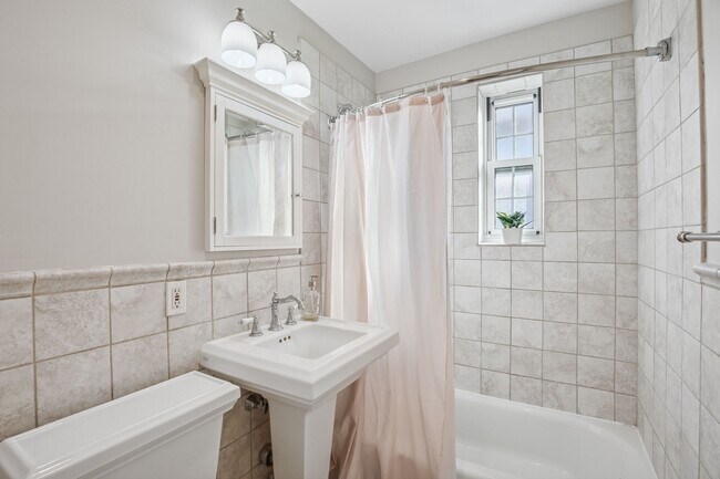 Building Photo - 8600 JFK Blvd E