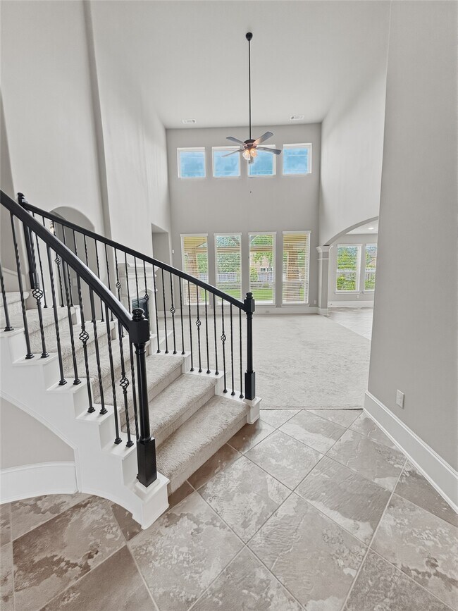 Building Photo - 10115 Cypress Path