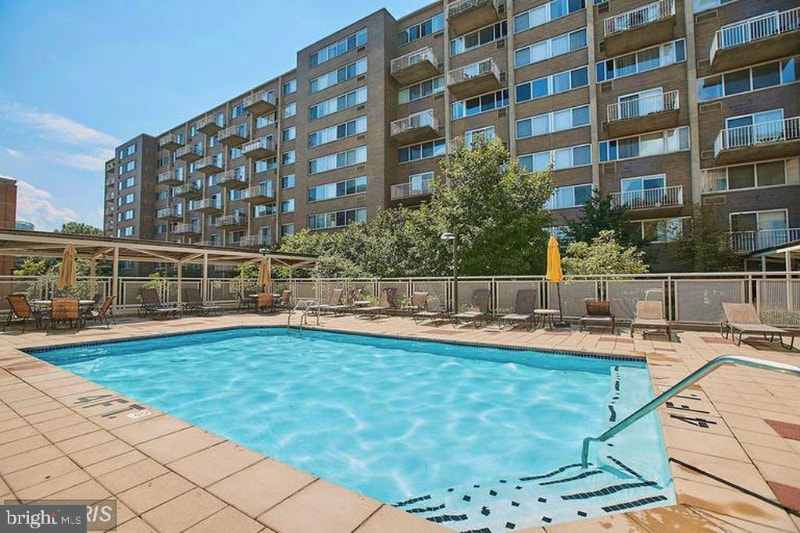 Building Photo - 355 I St SW