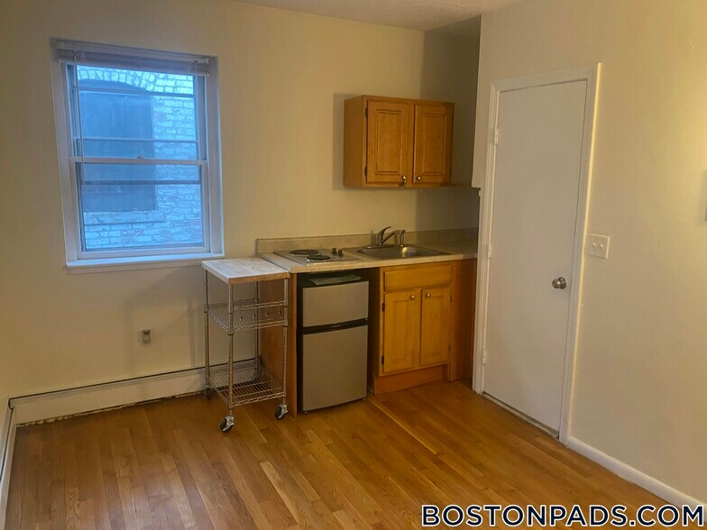 Building Photo - 53 S Huntington Ave