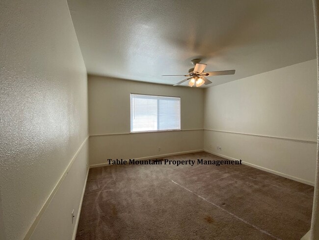 Building Photo - 29 Ridge Line Ct