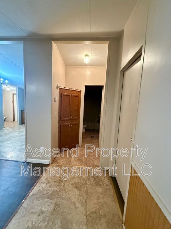 Building Photo - 8831 Nelson Rd