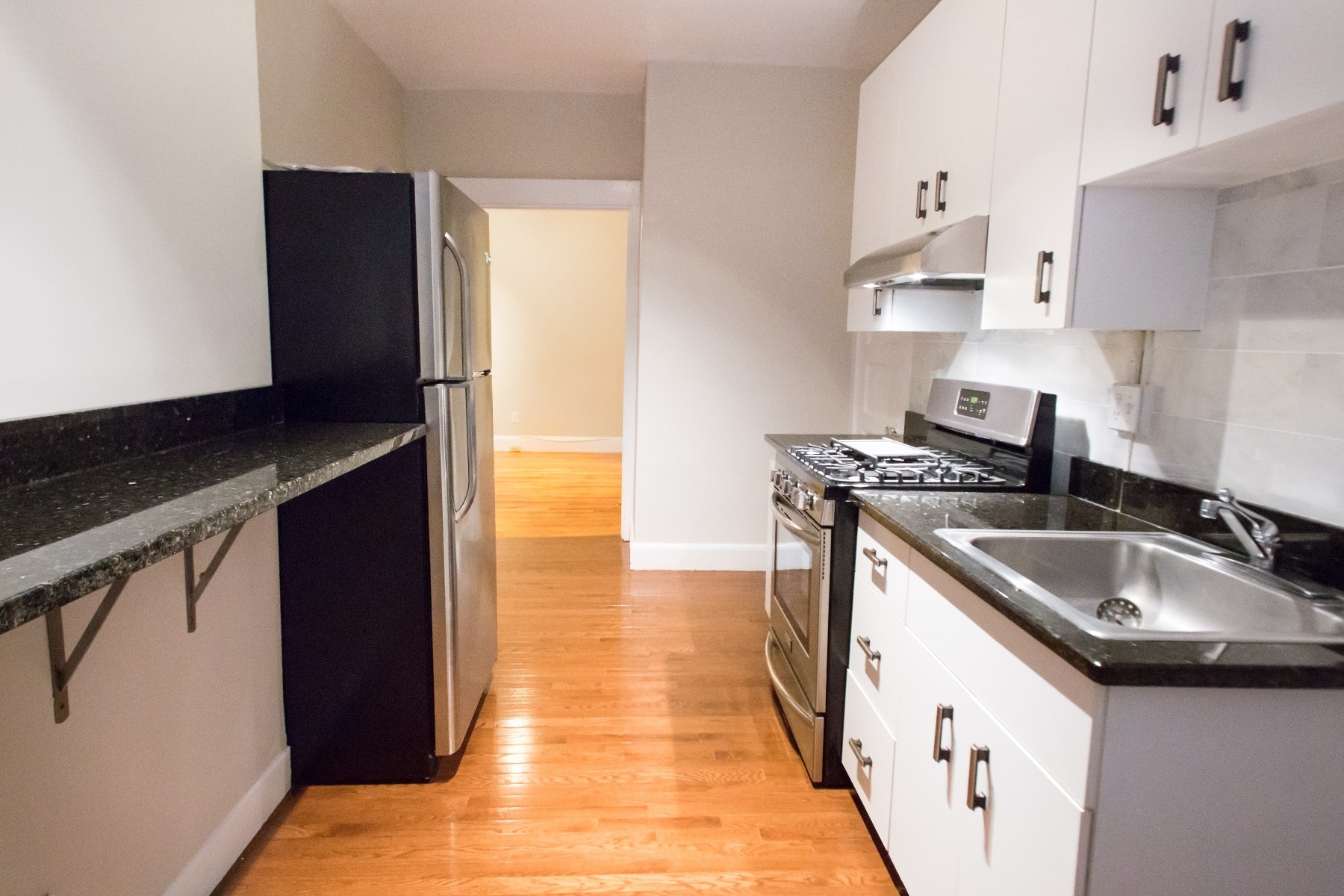 Building Photo - 176 Winthrop Rd