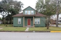 Building Photo - 402 Granberry St