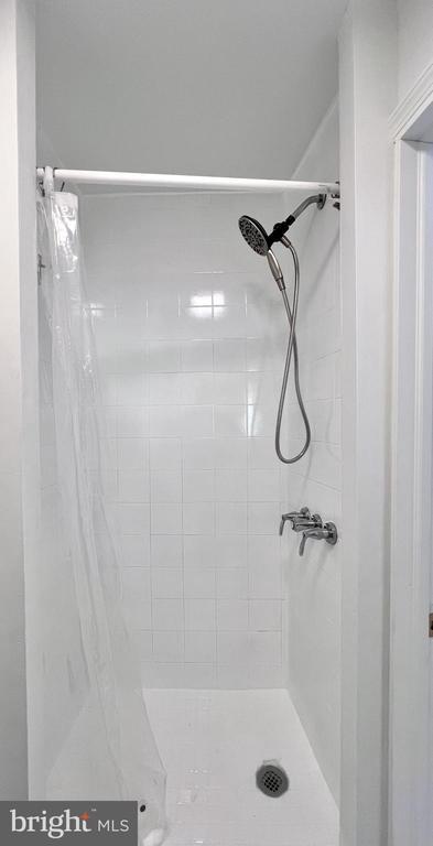 Building Photo - 511 S 15th St