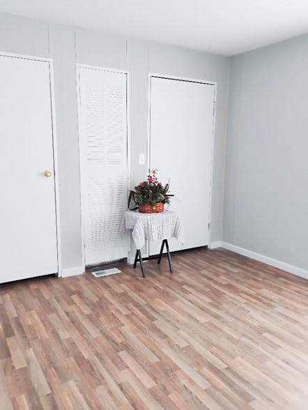 Building Photo - 777 E Yerby St