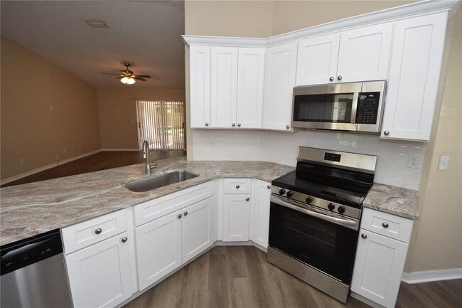 Building Photo - 6 Seckel Ct