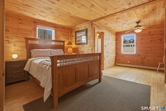 Building Photo - 9 Morrison St