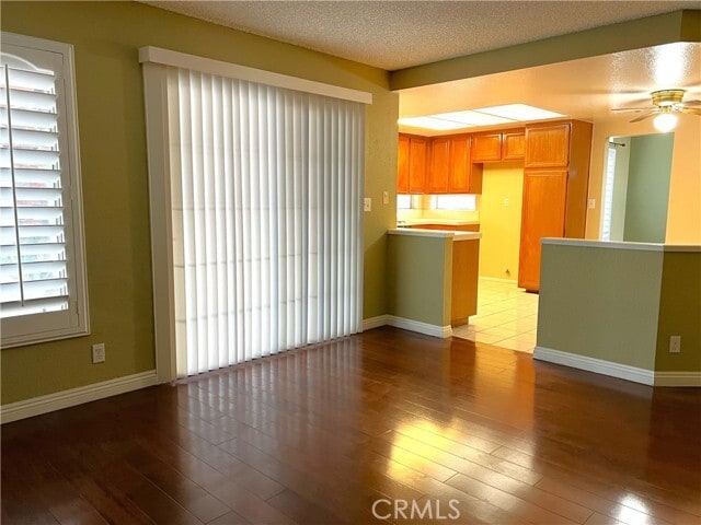 Building Photo - 1349 Crestmont Dr