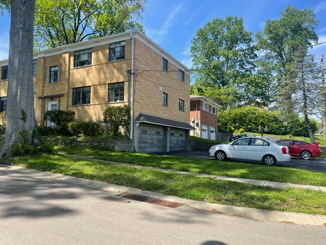 Building Photo - 6660 Haley Ave