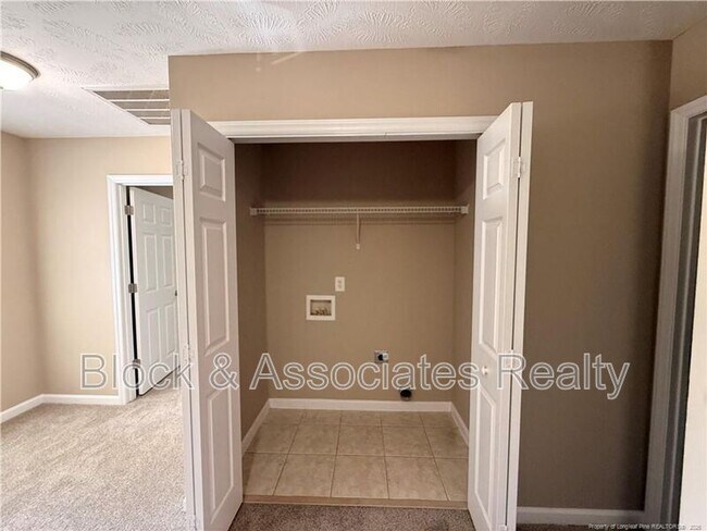 Building Photo - 42 Grayson Pl