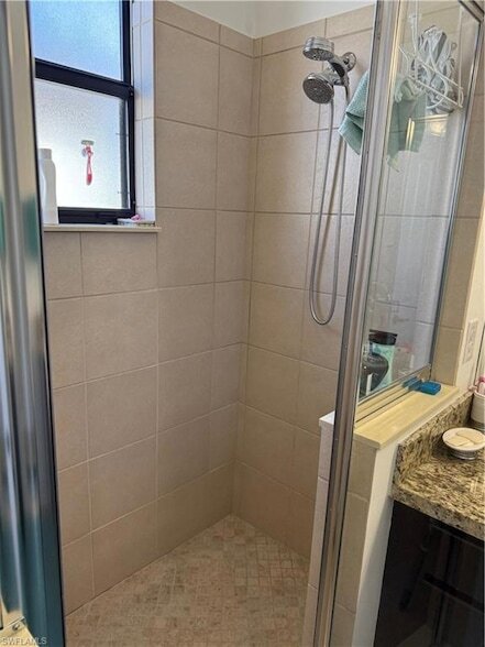 Building Photo - 5483 Cameron Dr