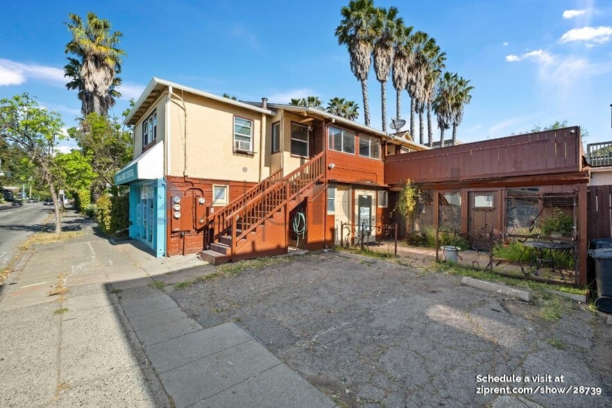 Building Photo - 1408 Second St