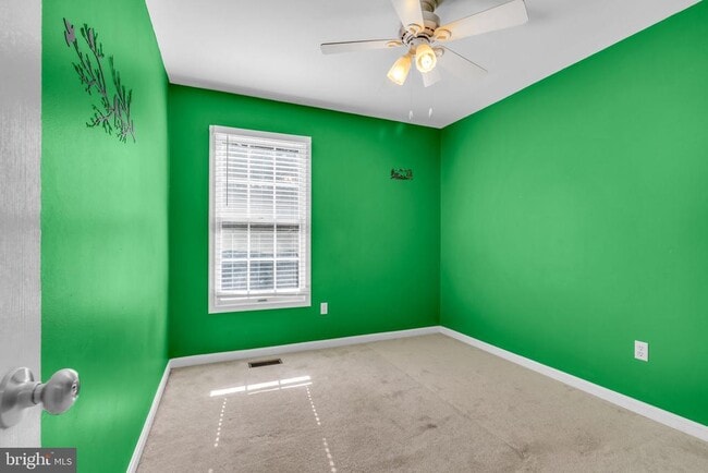 Building Photo - 9354 Sombersby Ct