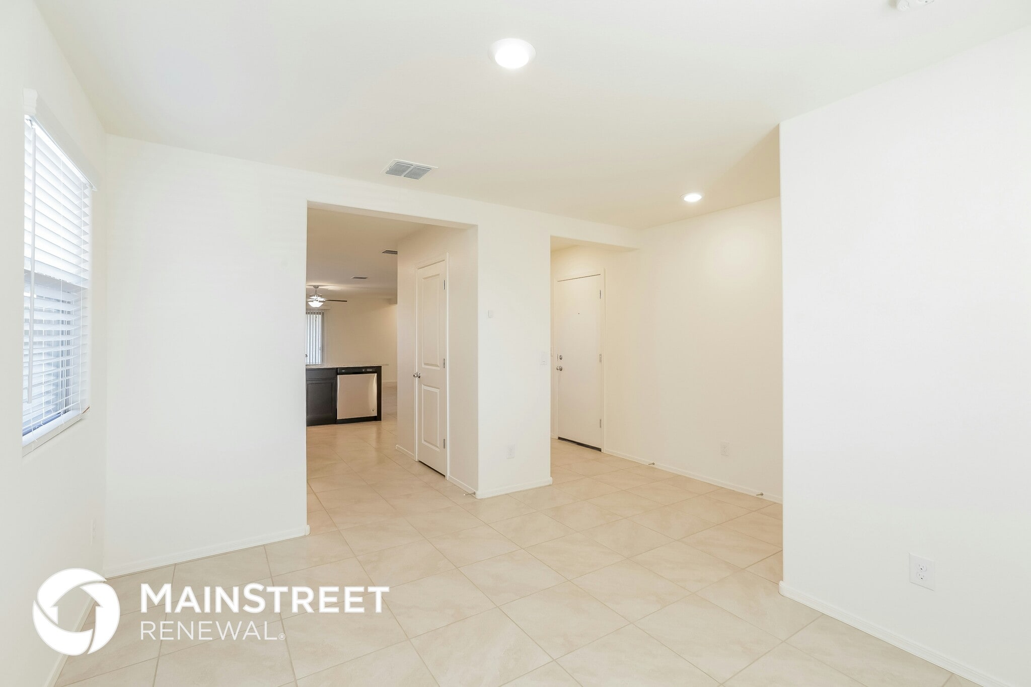 Building Photo - 25460 W Mahoney Ave