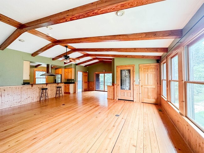 Building Photo - 2600 Dover Rd