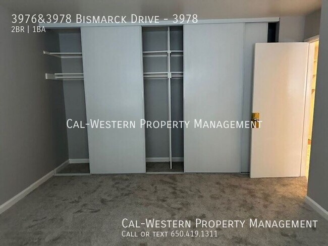 Building Photo - 3976&3978 Bismarck Drive-3978