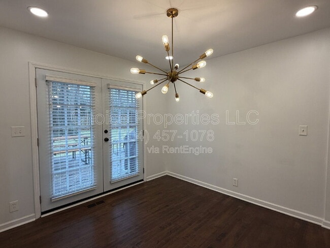 Building Photo - 5044 Baylor Dr