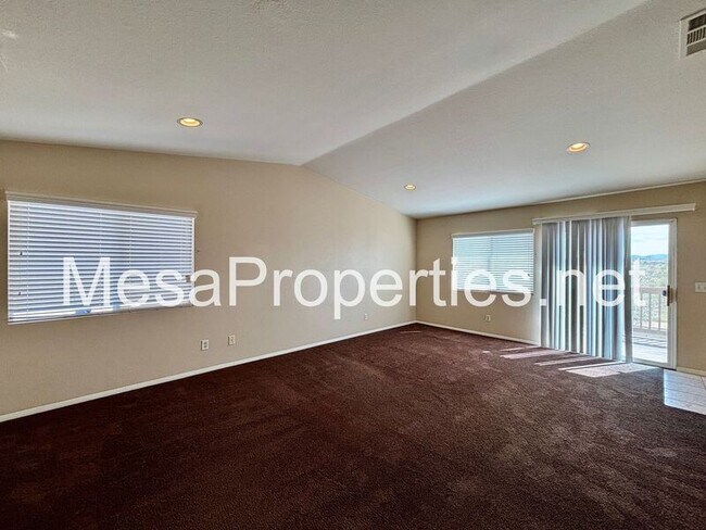 Building Photo - 13535 Silversand St