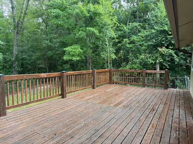 Building Photo - Beautiful 3 Bedroom House in West Knoxville
