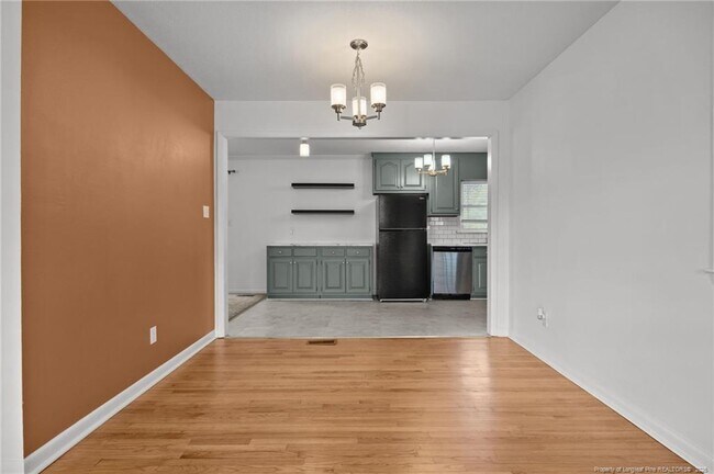 Building Photo - 5419 Laramie Ct