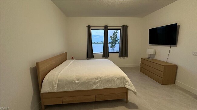 Building Photo - 5139 Nevola Ave