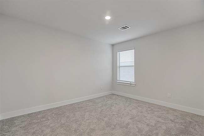 Building Photo - 10638 Whitejacket