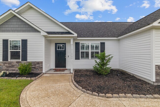 Building Photo - 501 Ellie Ct