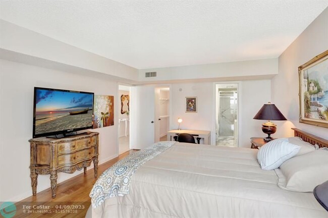 Building Photo - 1360 S Ocean Blvd