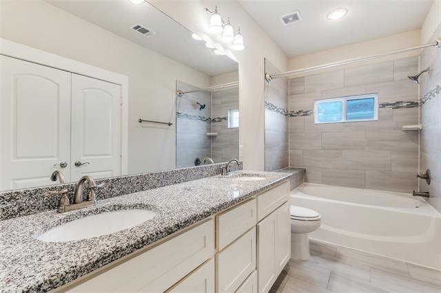 Building Photo - 223 Belleville Dr