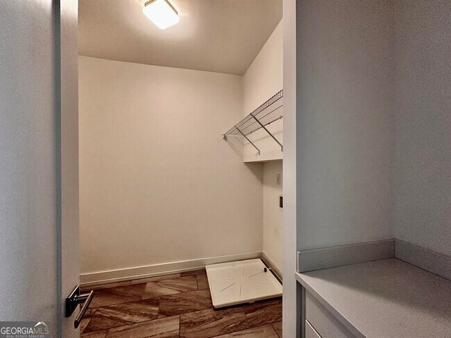 Building Photo - 207 Bellehaven Pl