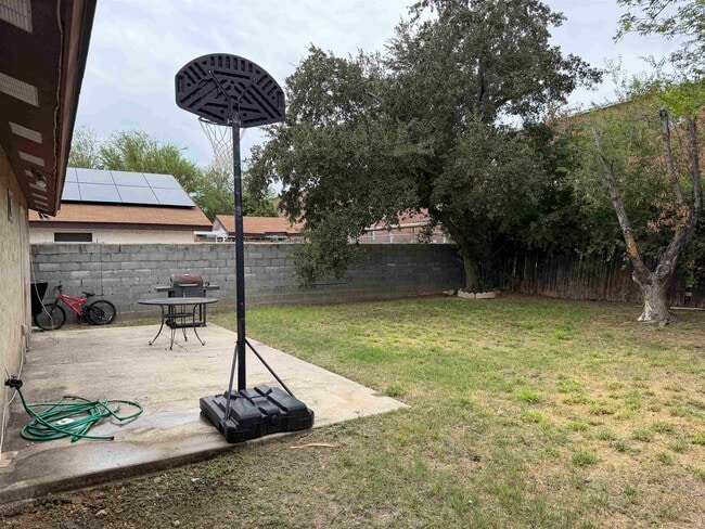 Building Photo - 204 Northpoint Dr