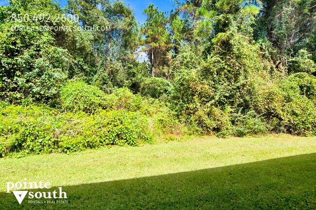 Building Photo - 12919B Churchill Dr