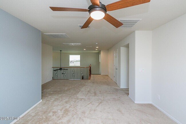 Building Photo - 26833 N 14th Ln