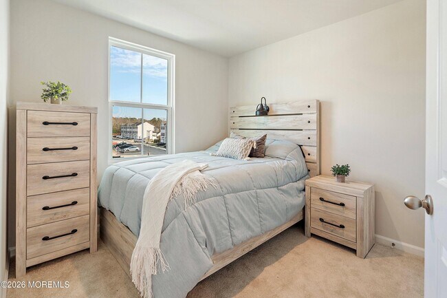 Building Photo - 602 Cyprus Ct