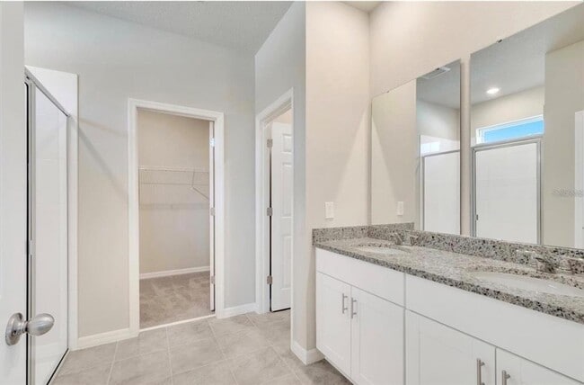 Building Photo - 2301 Mystic Maze Ln