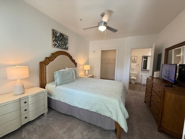 Building Photo - 1404 Lincoln Trace Cir