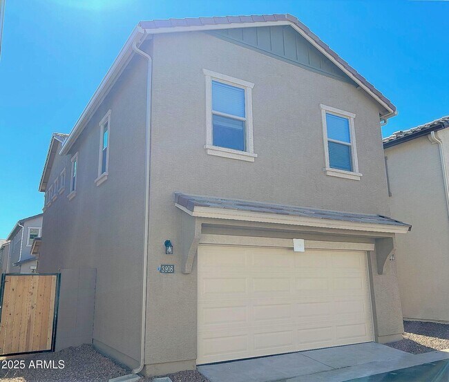 Building Photo - 3916 S 58th Ln