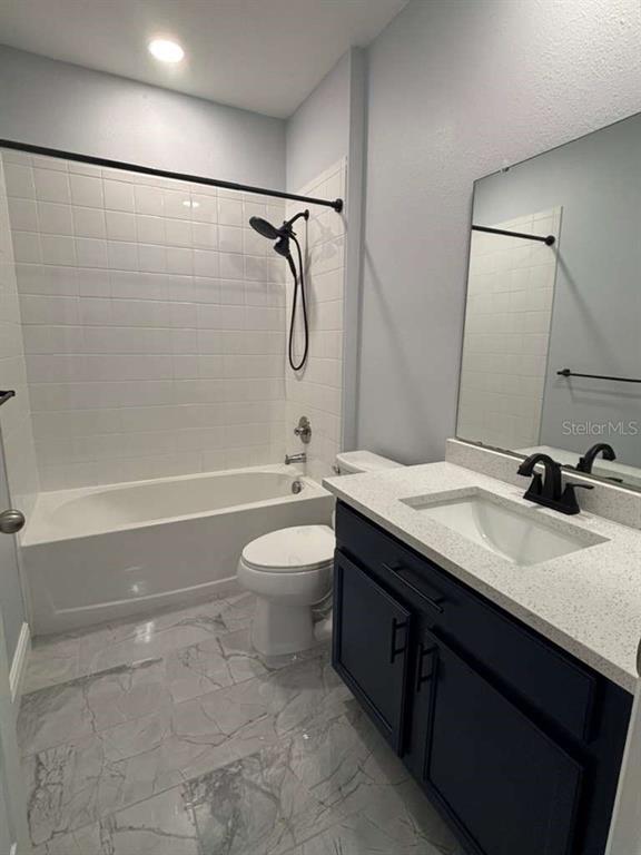 Building Photo - 1174 Haines Dr