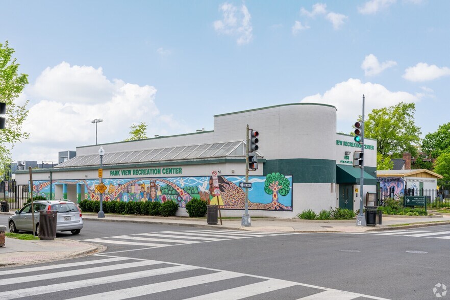 Park View Recreation Center - 3532 Park Pl NW