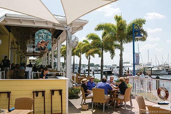 Building Photo - 2929 SE Ocean Blvd