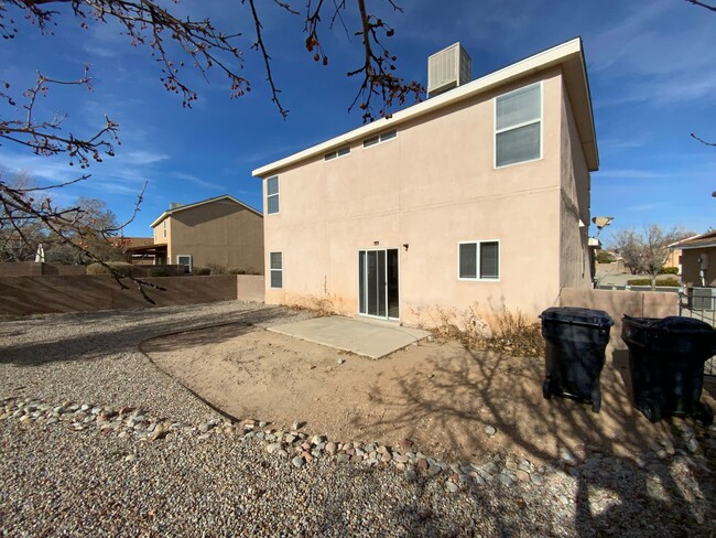 Building Photo - 4 Bedroom Home Available In Ventana Ranch!