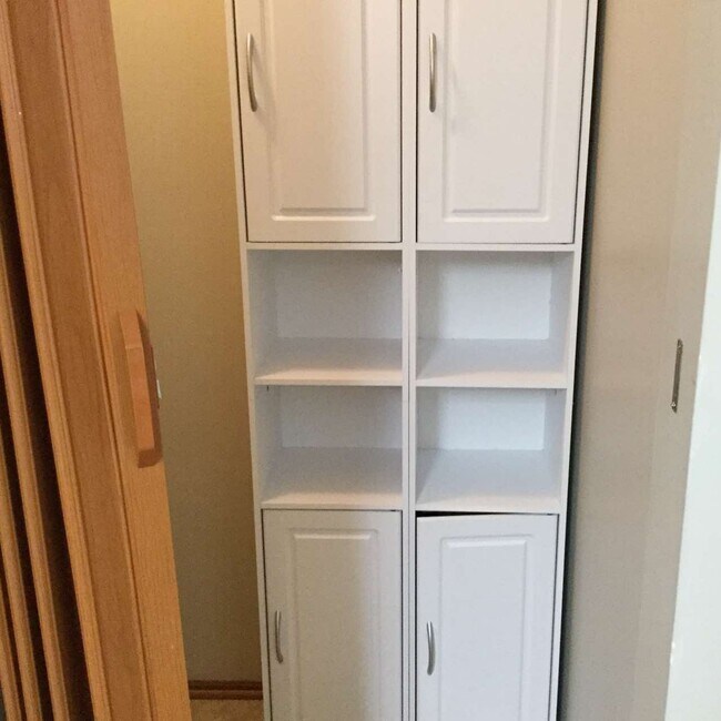 Building Photo - 7221 Hyperion Point Dr