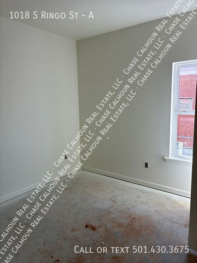 Building Photo - 1018 S Ringo St