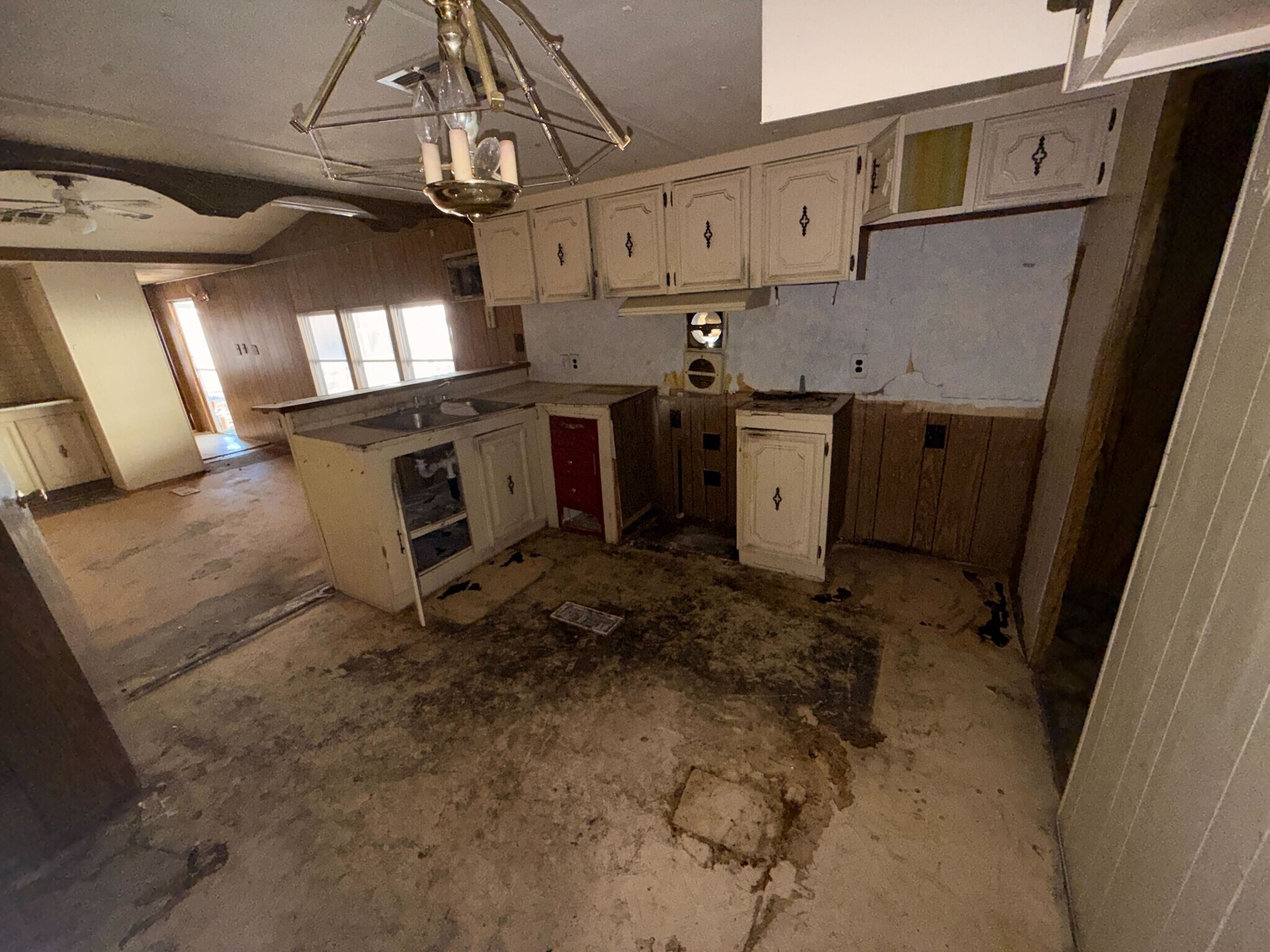 Building Photo - 3601 E Wyoming Ave