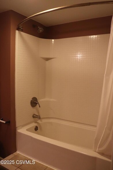 Building Photo - 108 Hawk Ridge Rd