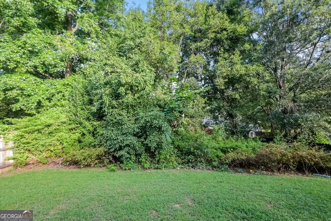 Building Photo - 2770 Lake Park Ridge W