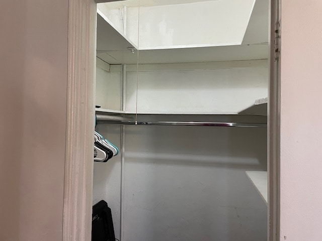 Building Photo - 243 W Elm Ave