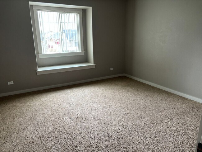 Building Photo - 4526 N Kilee Ave