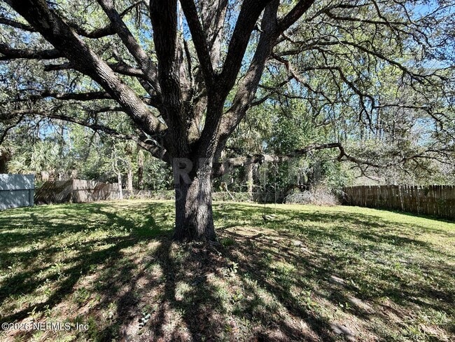 Building Photo - 7963 Lemans Dr